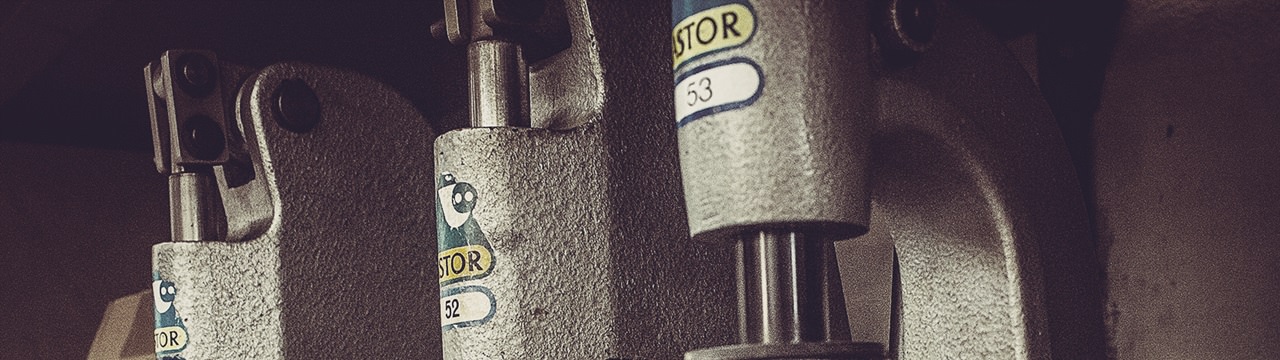 ASTOR® buckles and buttons